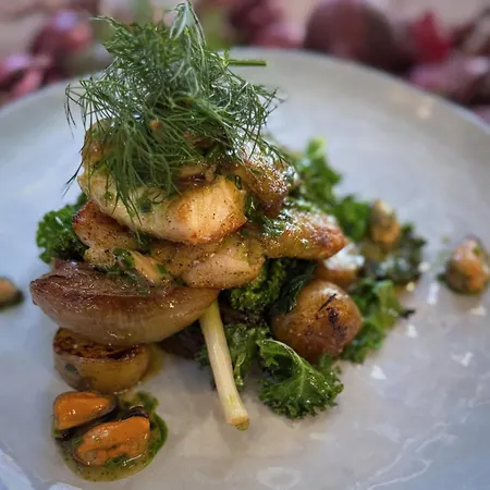 Slotskro & Gaestgivergard Ved Slot מלון Gram