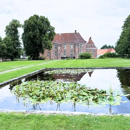 Slotskro & Gaestgivergard Ved Slot